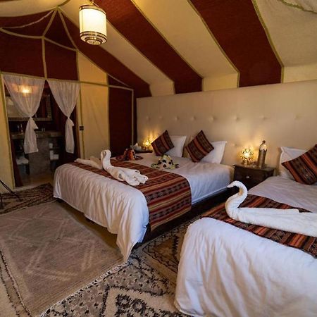 Luxury Desert Camp Мерзуга Екстер'єр фото
