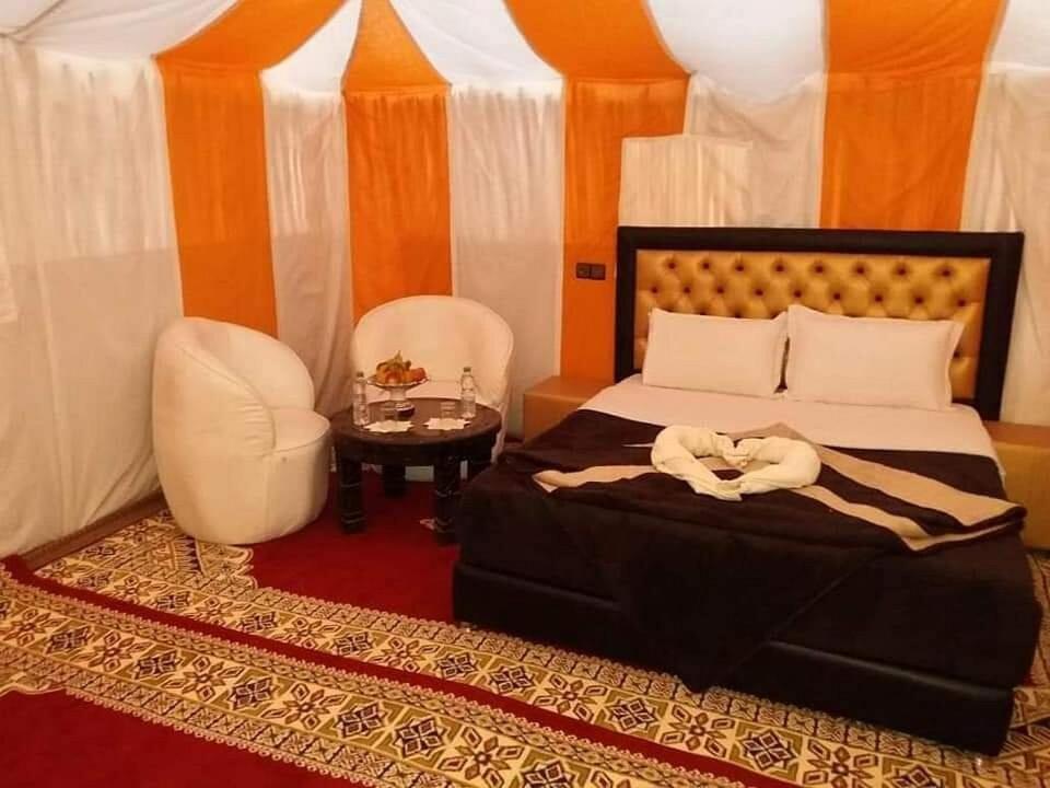 Luxury Desert Camp Мерзуга Екстер'єр фото