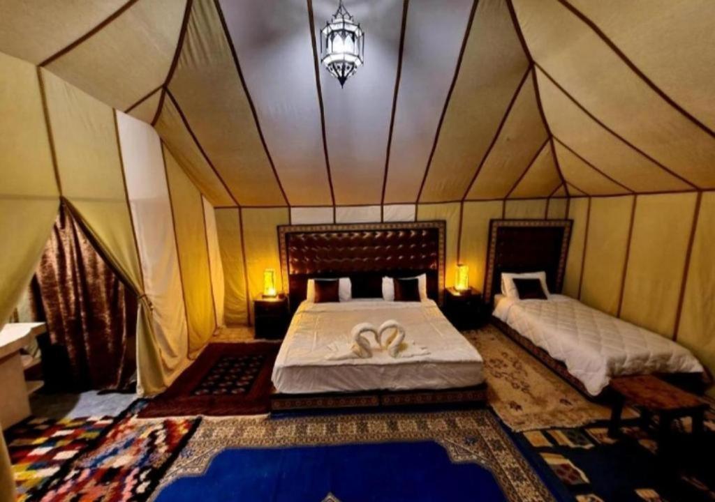 Luxury Desert Camp Мерзуга Екстер'єр фото