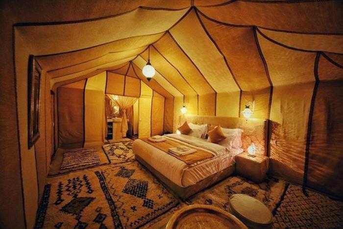 Luxury Desert Camp Мерзуга Екстер'єр фото