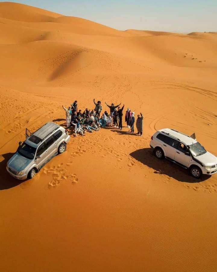 Luxury Desert Camp Мерзуга Екстер'єр фото