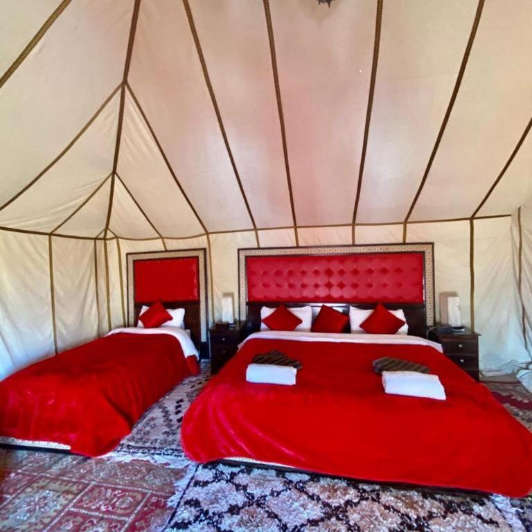 Luxury Desert Camp Мерзуга Екстер'єр фото
