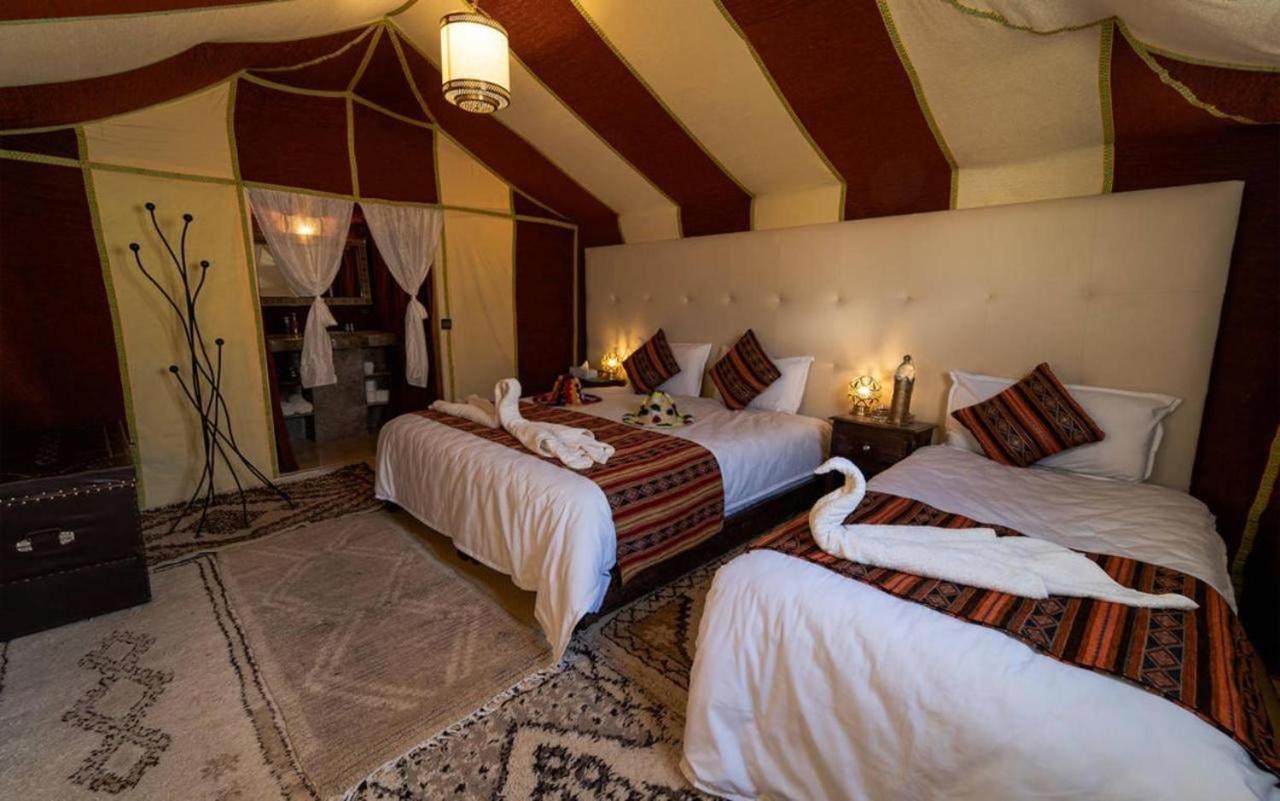 Luxury Desert Camp Мерзуга Екстер'єр фото